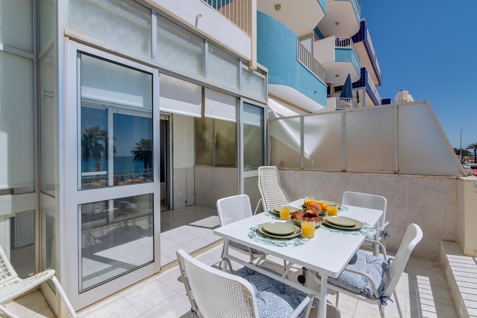 Al - Oceano T2 Frente Mar Quarteira Apartment Exterior photo